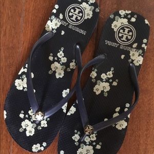 Tory Burch flip flops size 9 Navy blue